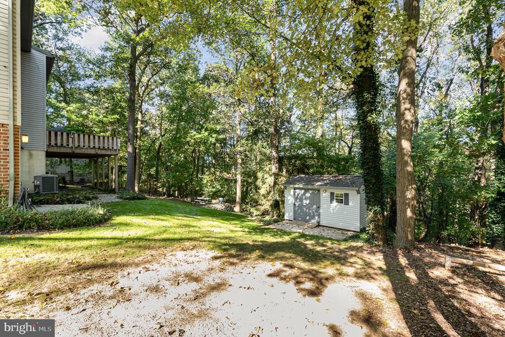 2075 RIDGE ROAD