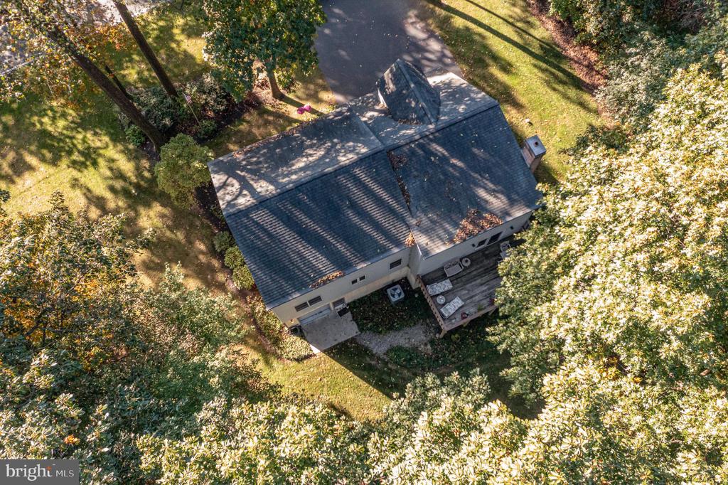 2075 RIDGE ROAD