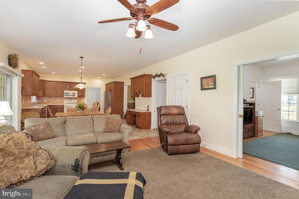23 HUNTER DRIVE