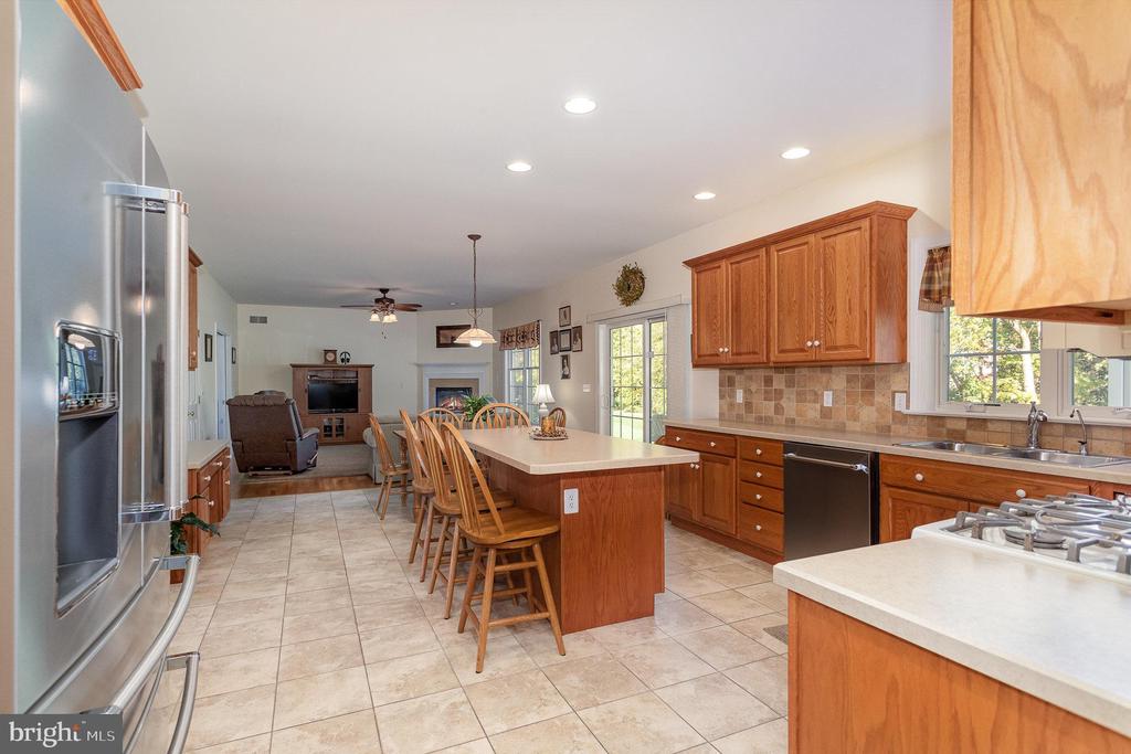 23 HUNTER DRIVE