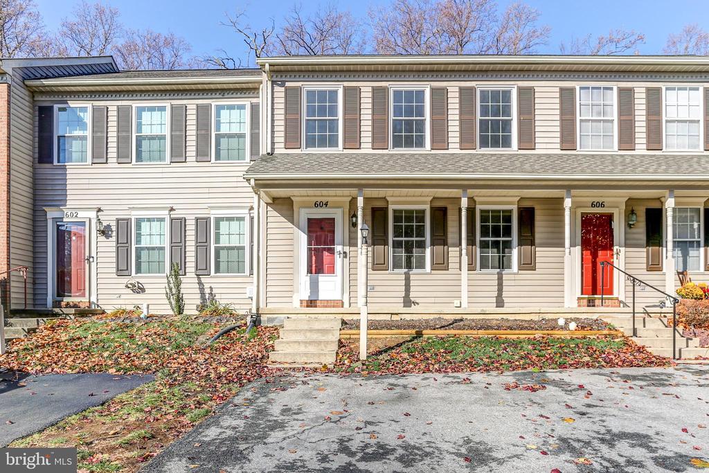 604 ROCKWOOD DRIVE