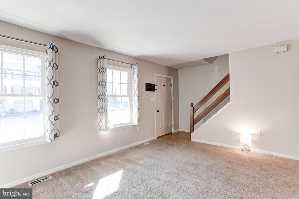 604 ROCKWOOD DRIVE
