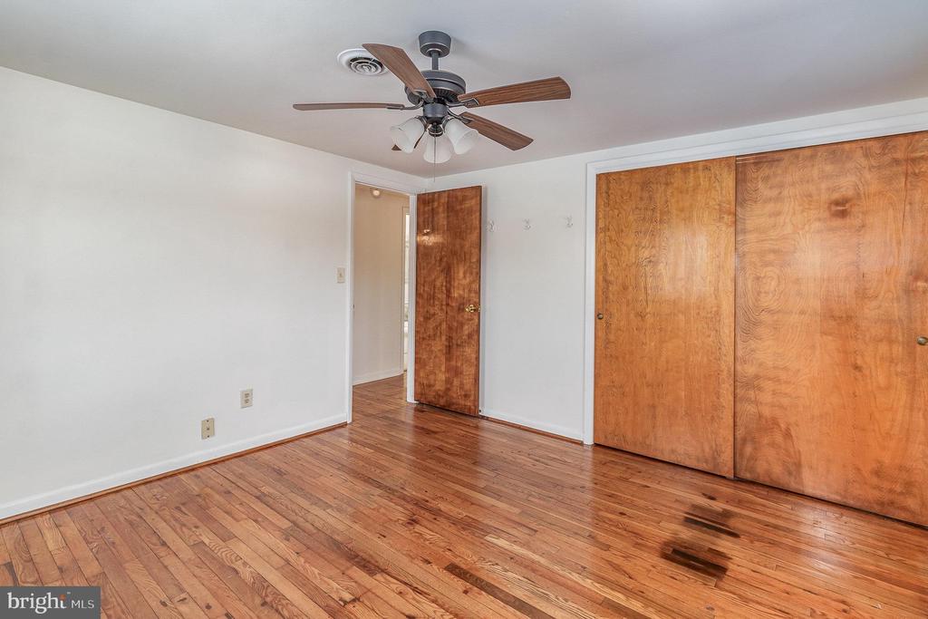 312 HILLSIDE ROAD