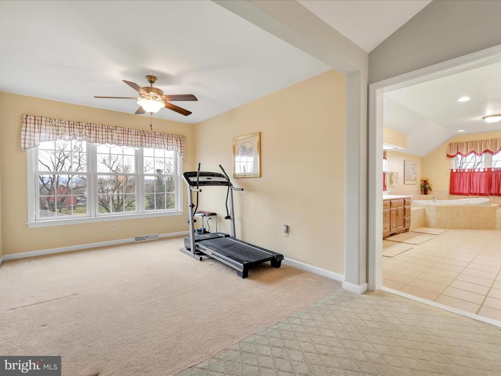 1238 CAMERON DRIVE