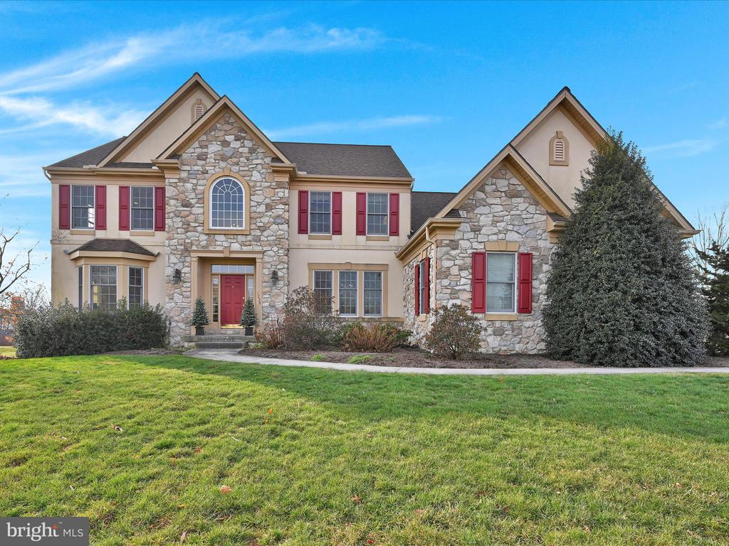 1238 CAMERON DRIVE