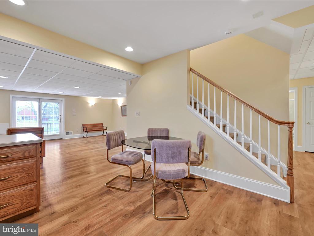 1238 CAMERON DRIVE