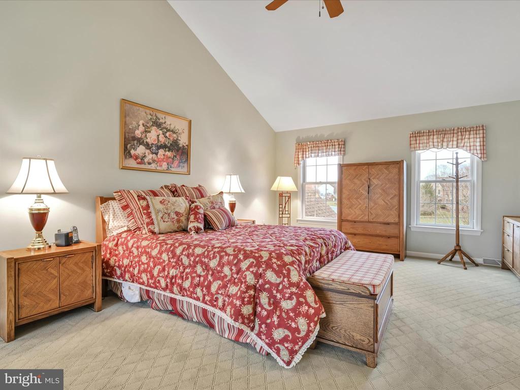1238 CAMERON DRIVE