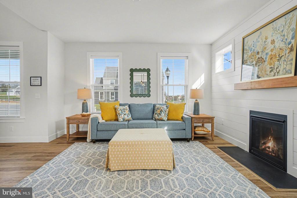 107 SPARROW LANE