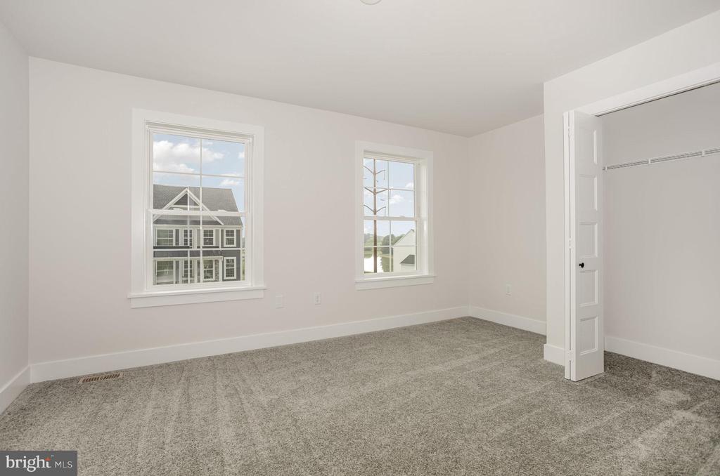 107 SPARROW LANE