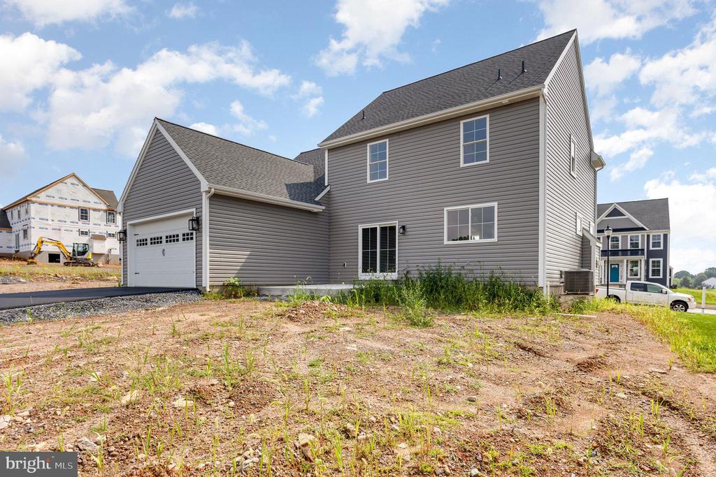 107 SPARROW LANE