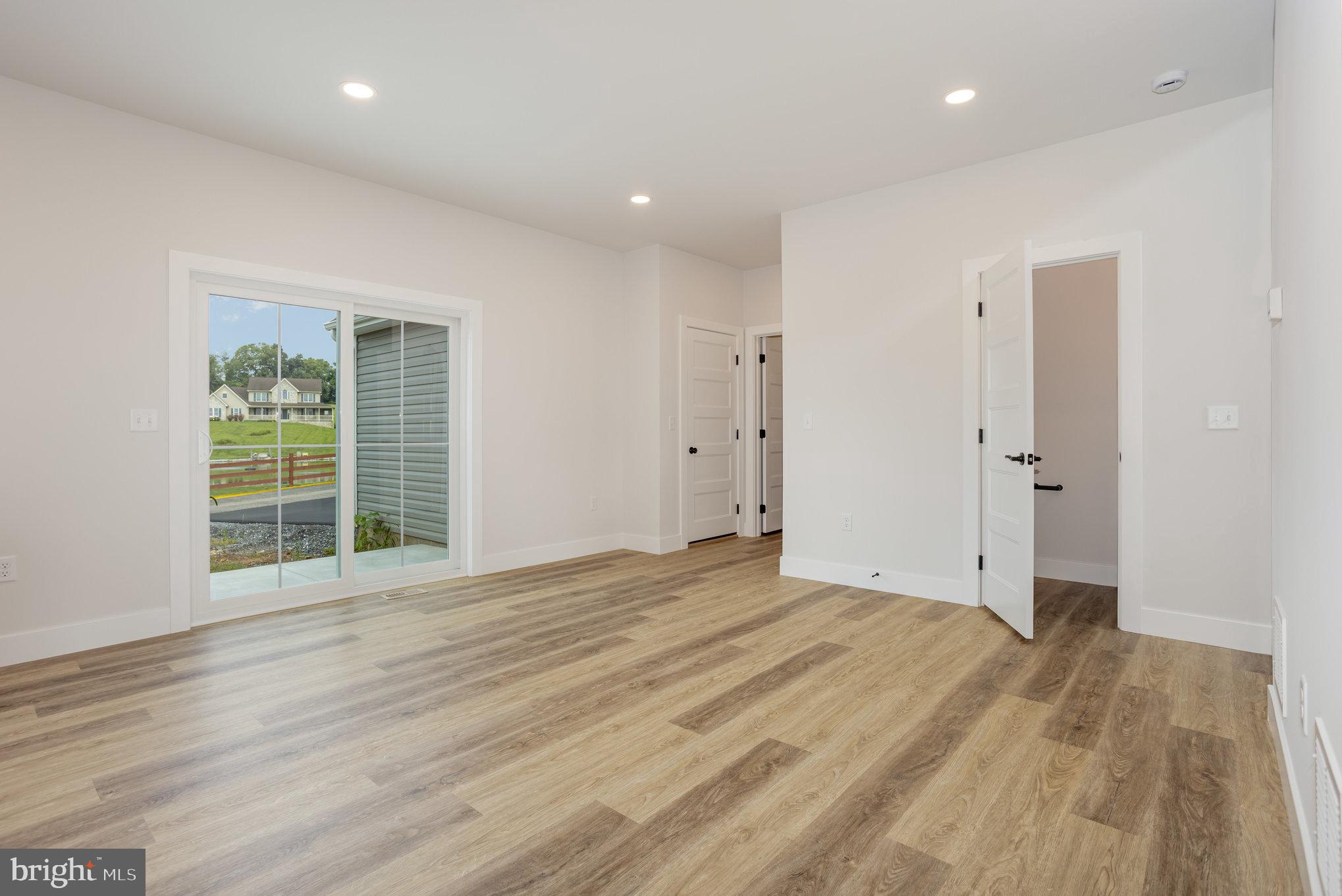 107 SPARROW LANE