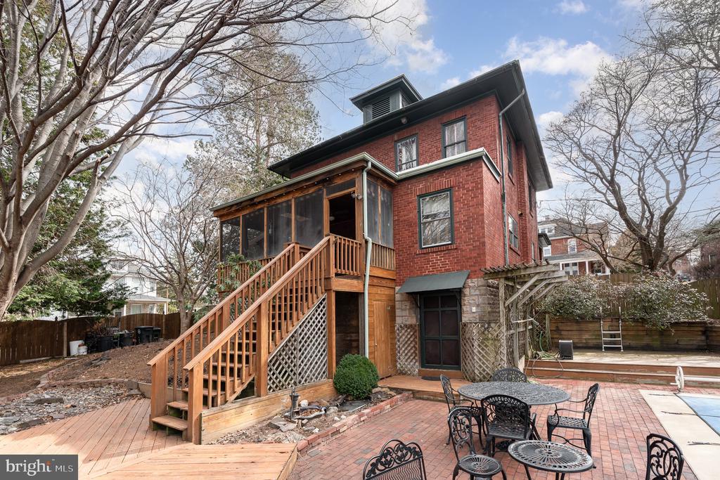 79 E ORANGE STREET