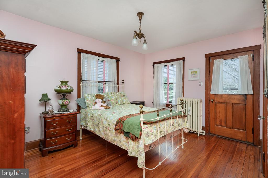 79 E ORANGE STREET