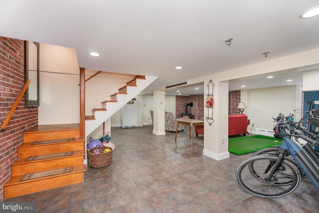 79 E ORANGE STREET