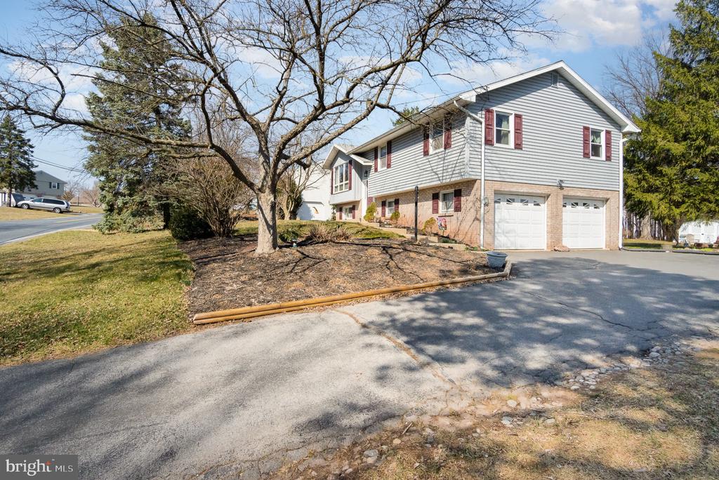 3395 BOSSLER ROAD