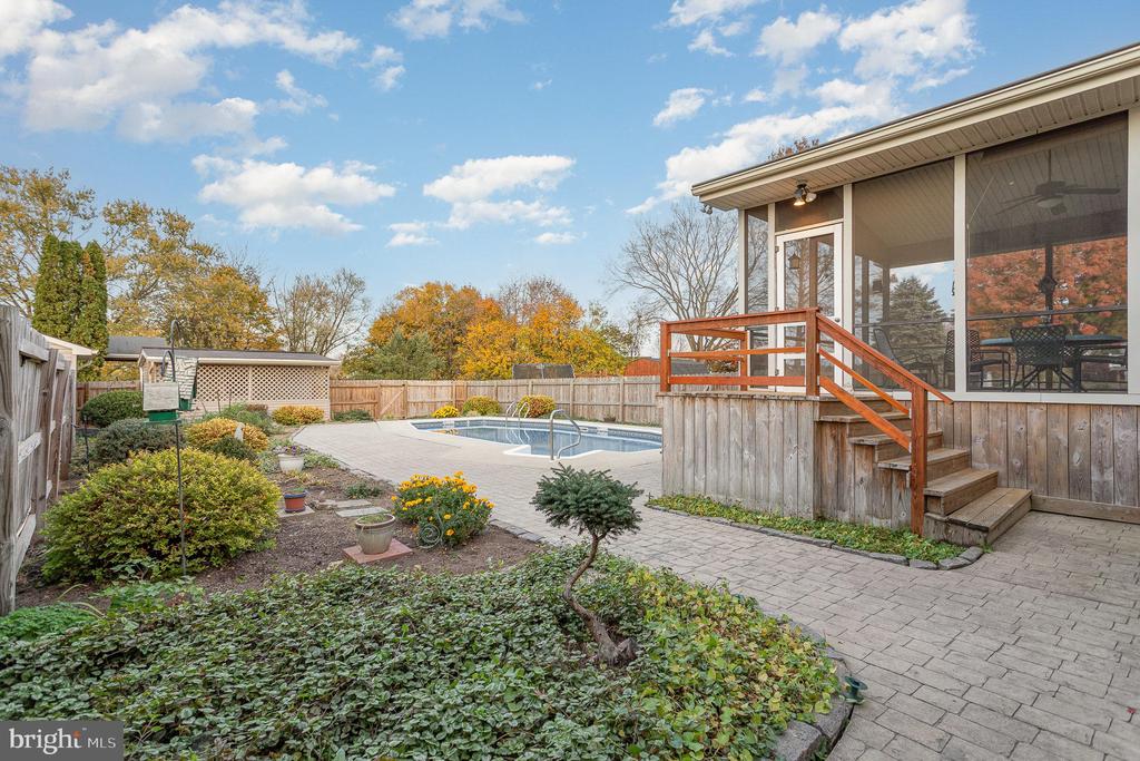 1609 CAMPUS ROAD