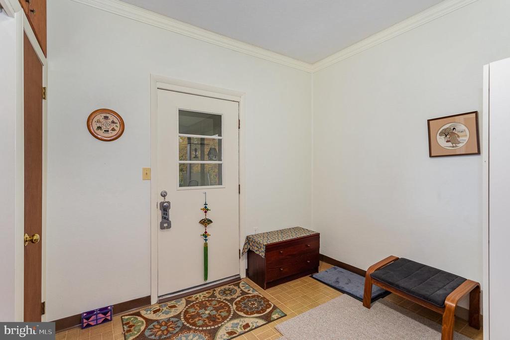 1609 CAMPUS ROAD