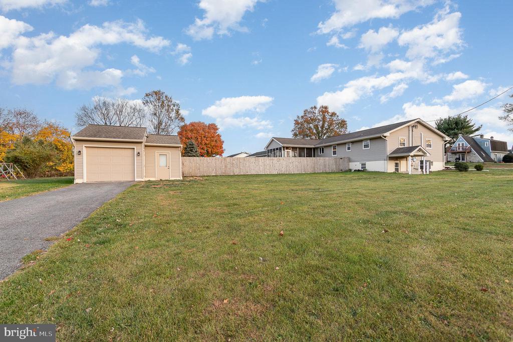 1609 CAMPUS ROAD