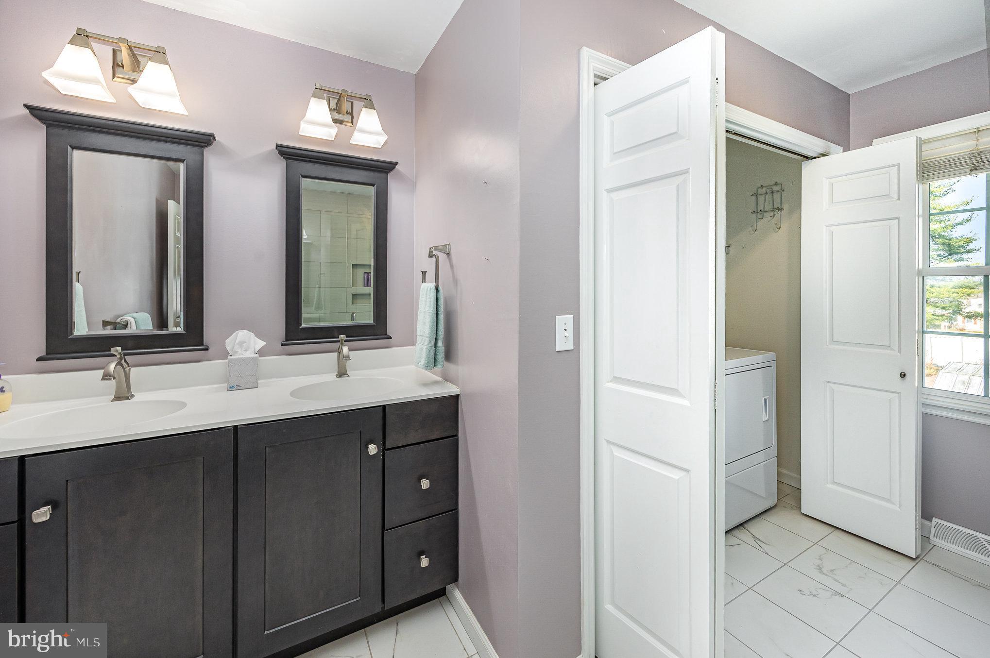 1038 S MOUNT JOY STREET