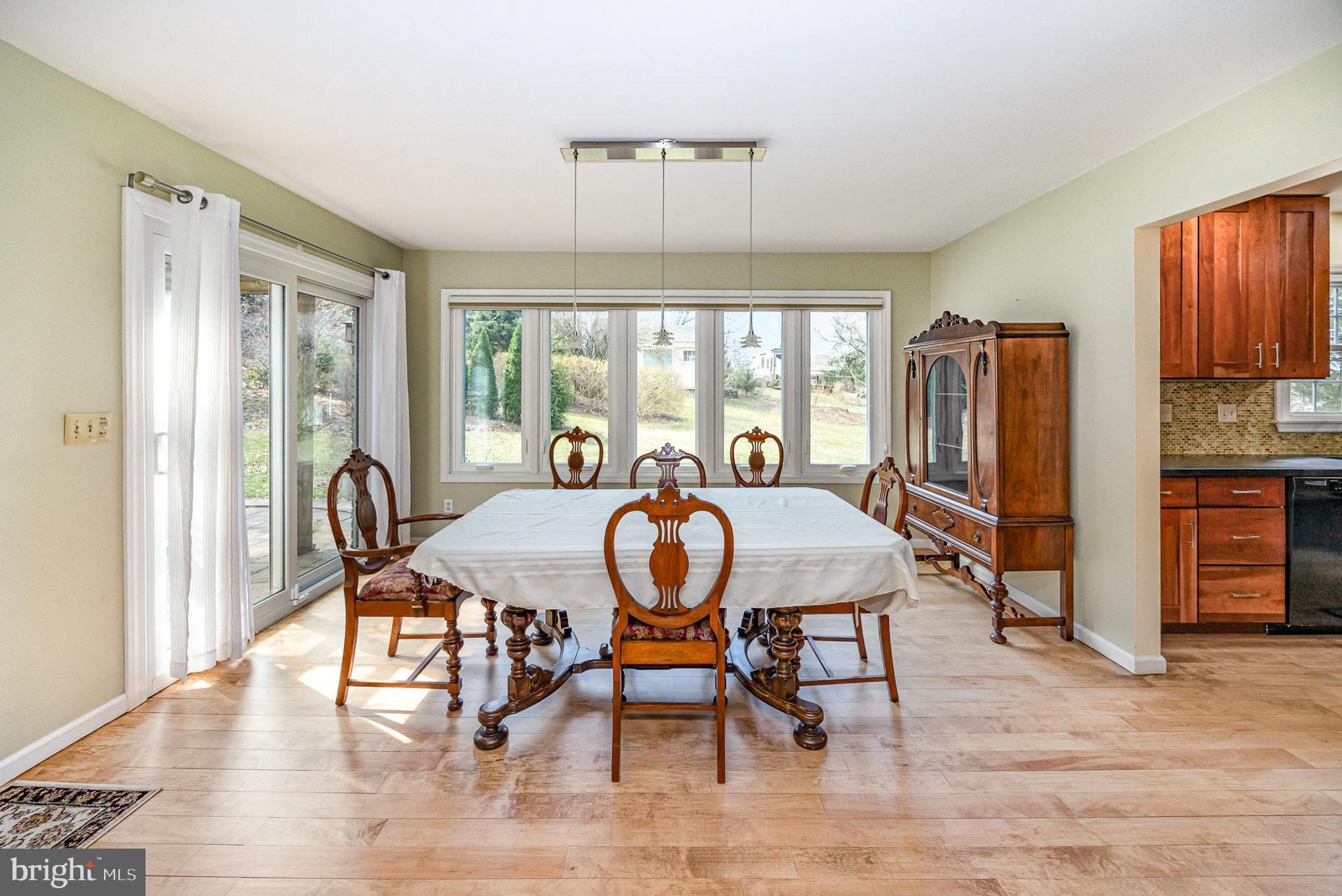 1038 S MOUNT JOY STREET