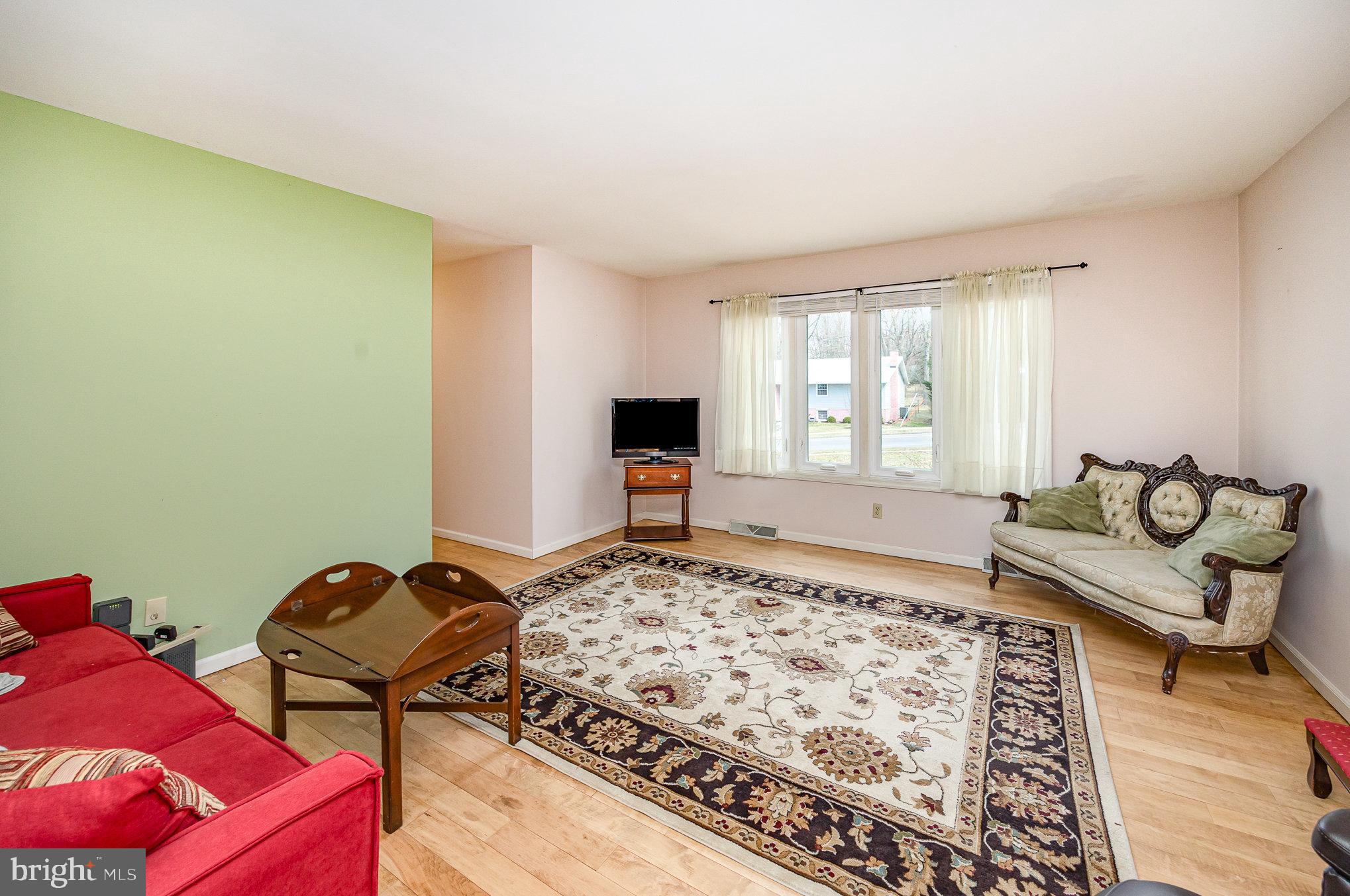 1038 S MOUNT JOY STREET