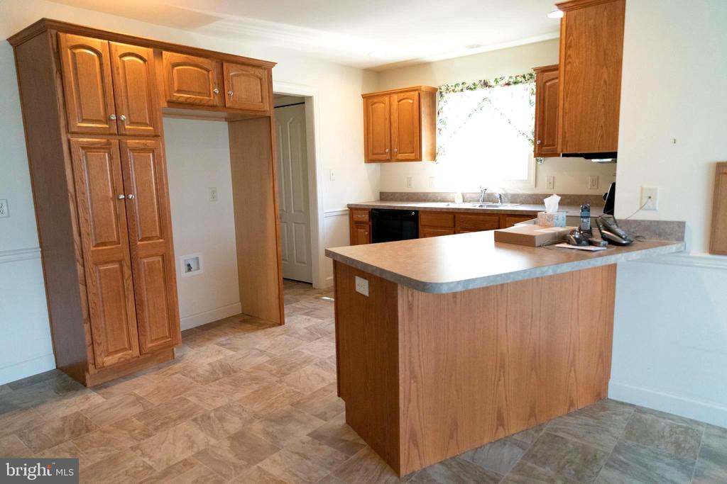 5115 OAK LEAF DRIVE
