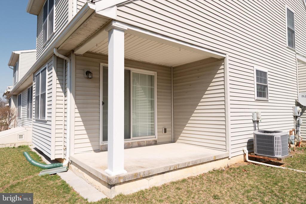 5115 OAK LEAF DRIVE