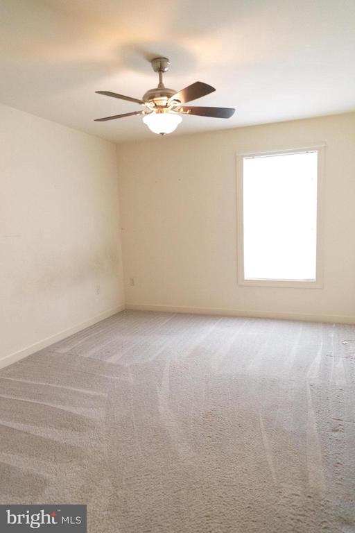 5115 OAK LEAF DRIVE