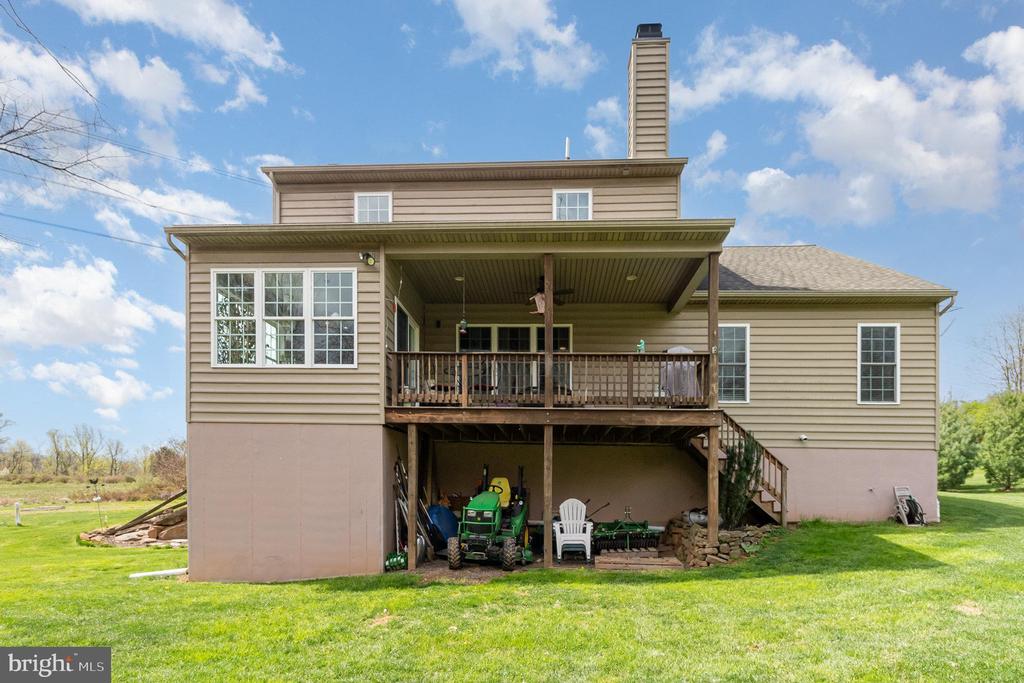 105 MONUMENT DRIVE