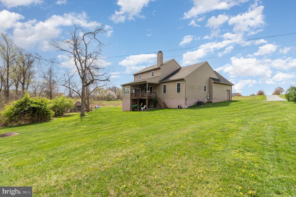 105 MONUMENT DRIVE