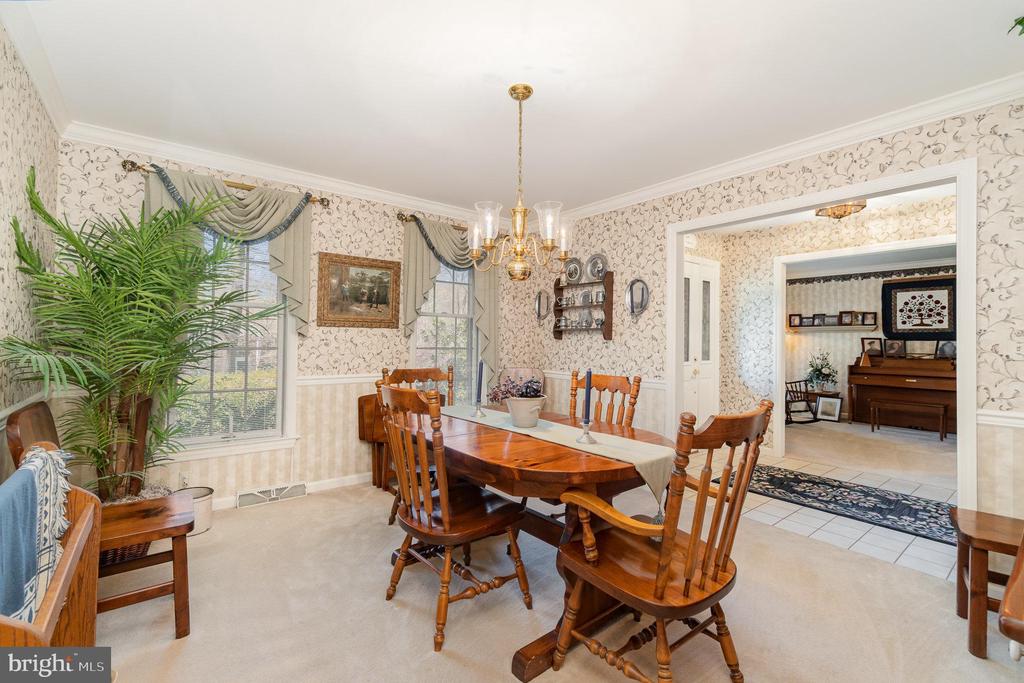 17 MAGNOLIA DRIVE