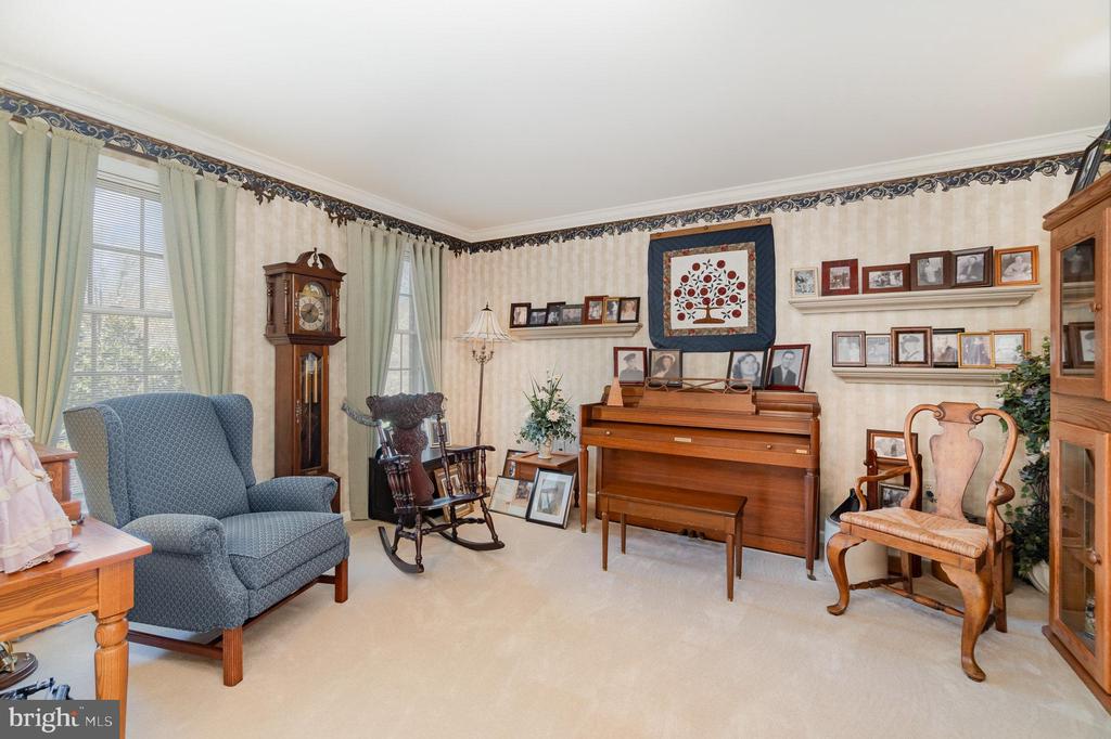 17 MAGNOLIA DRIVE
