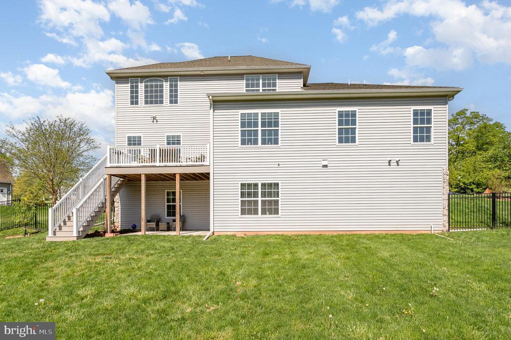 51 COBBLE LANE