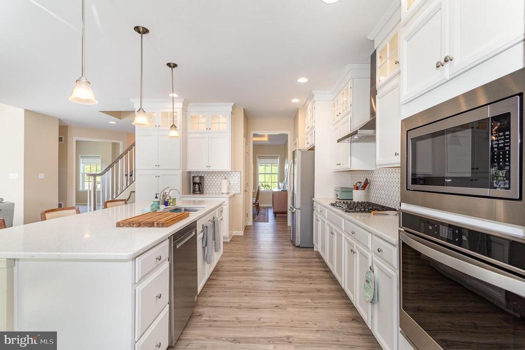 51 COBBLE LANE