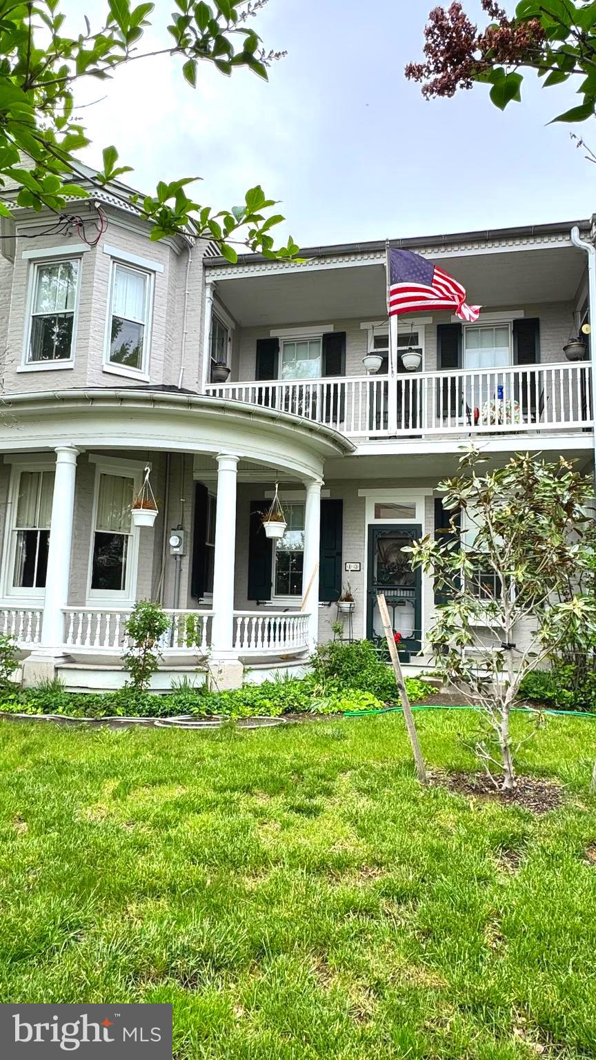13 W Main St