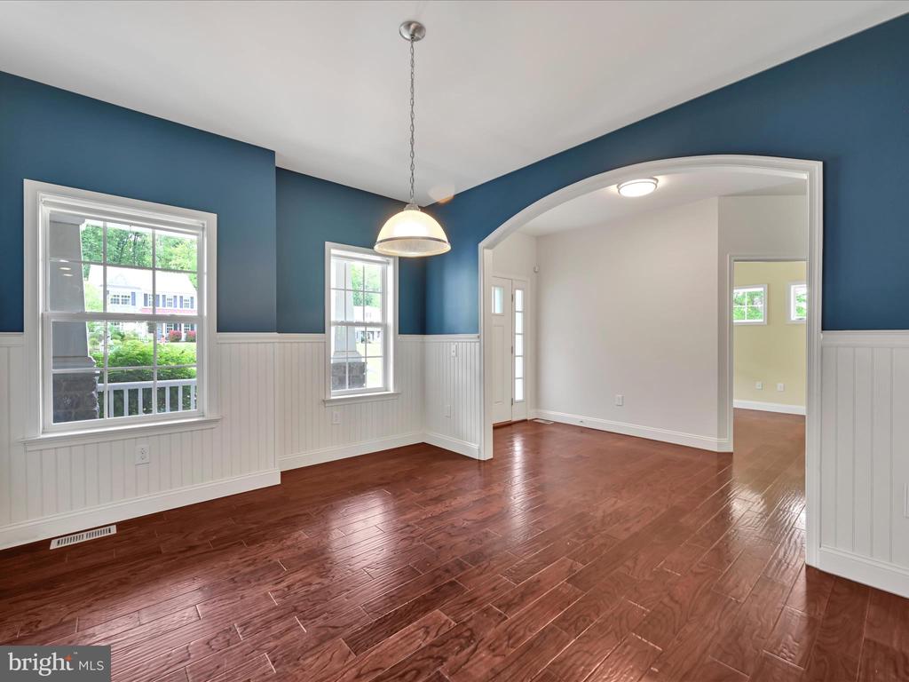 226 CRIMSON LANE