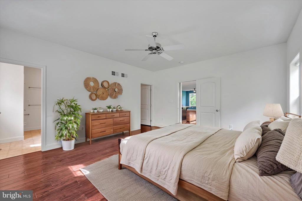 226 CRIMSON LANE