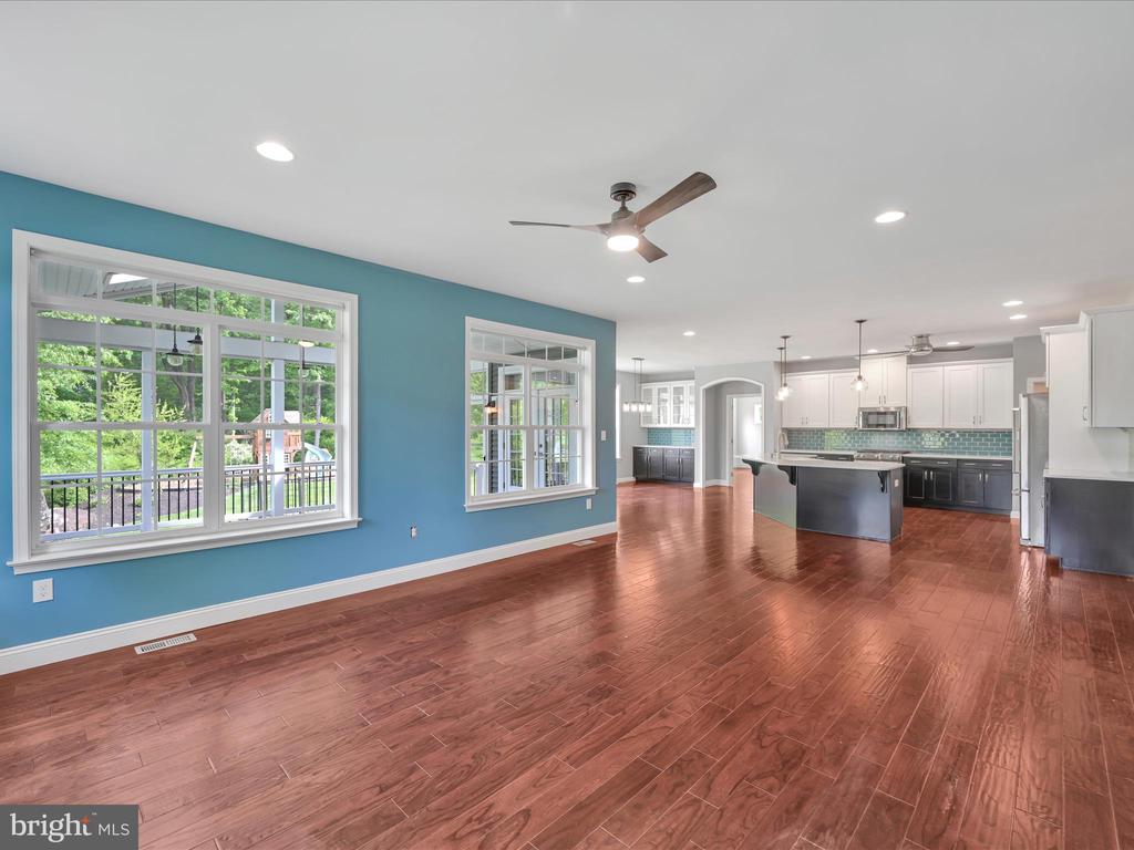 226 CRIMSON LANE