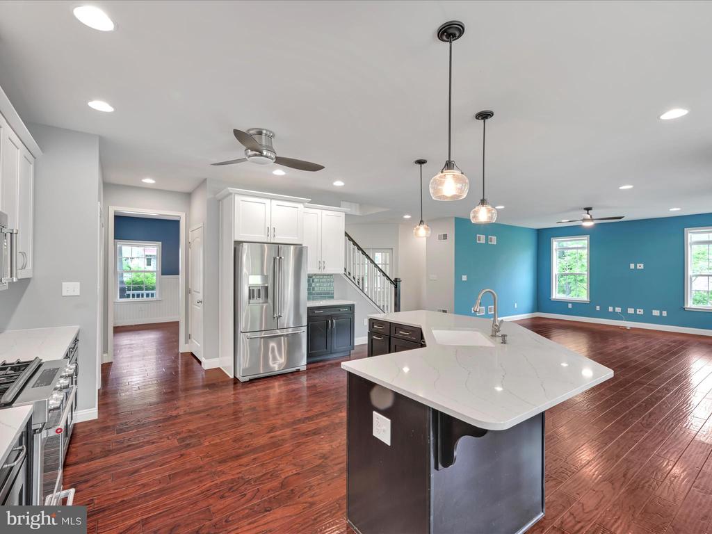 226 CRIMSON LANE