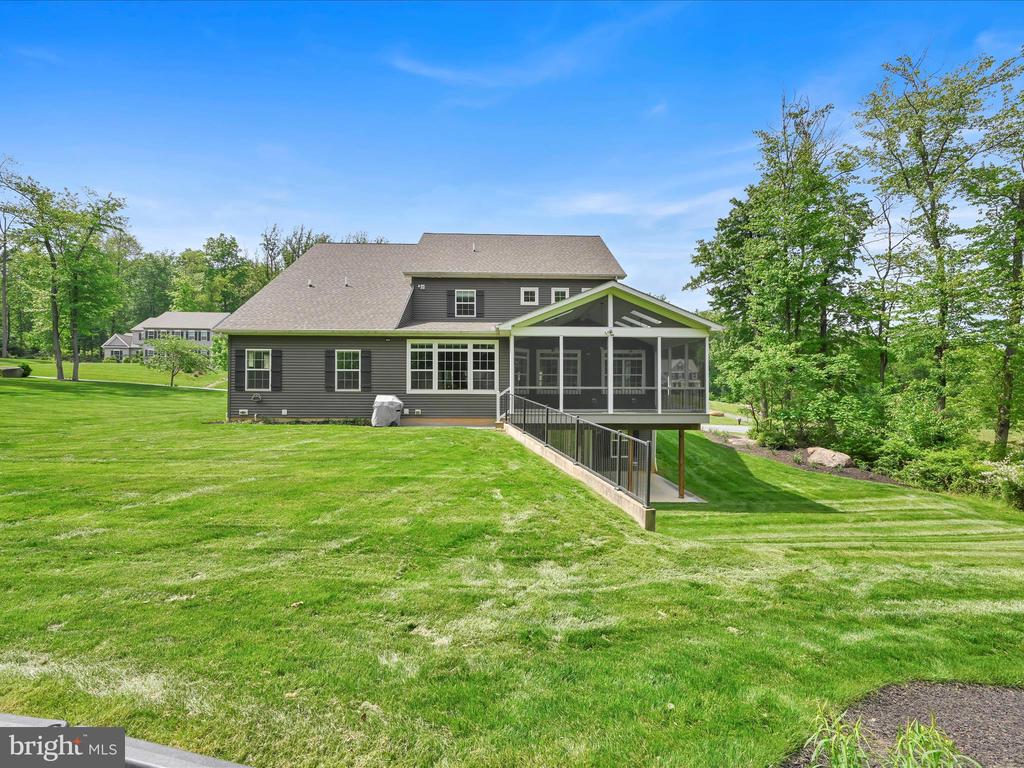 226 CRIMSON LANE