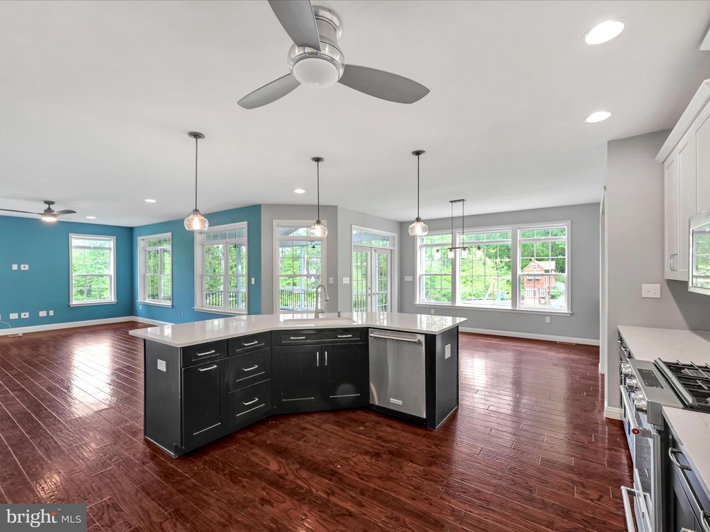 226 CRIMSON LANE