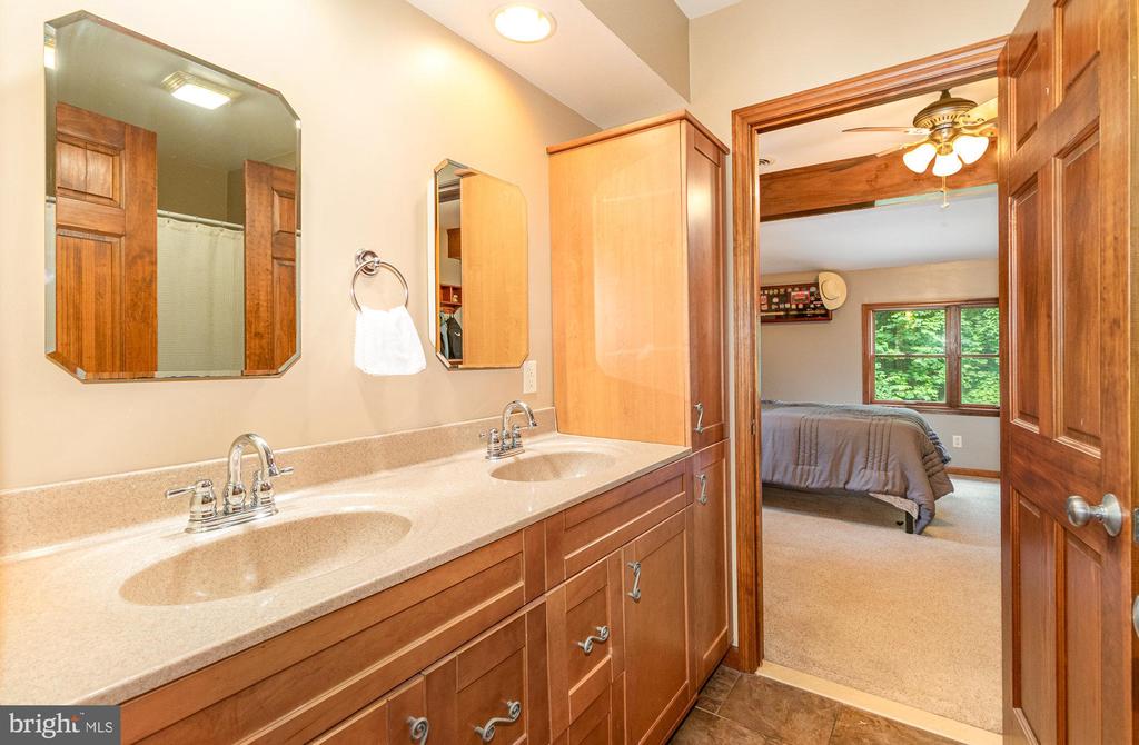 310 INDIAN HEAD ROAD
