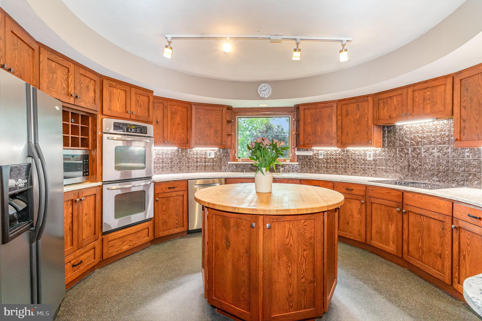 310 INDIAN HEAD ROAD