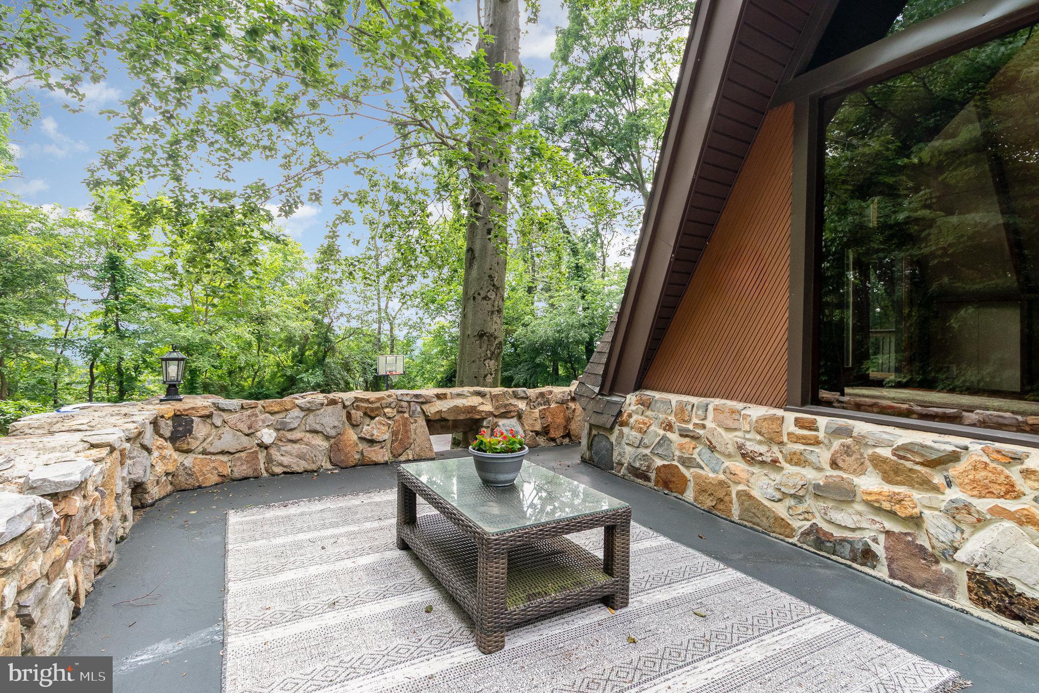 310 INDIAN HEAD ROAD