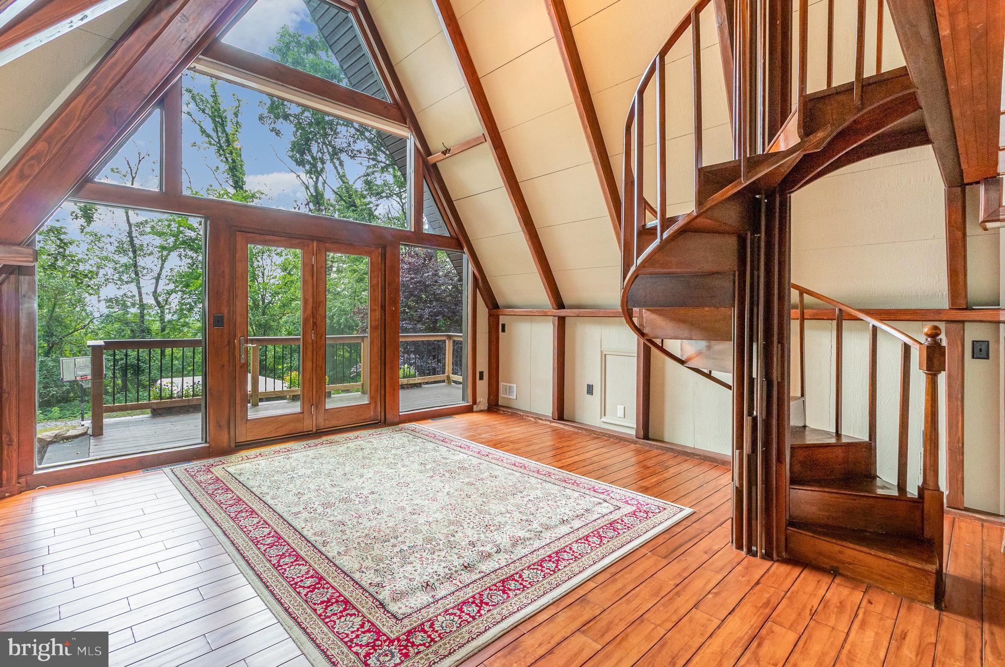 310 INDIAN HEAD ROAD