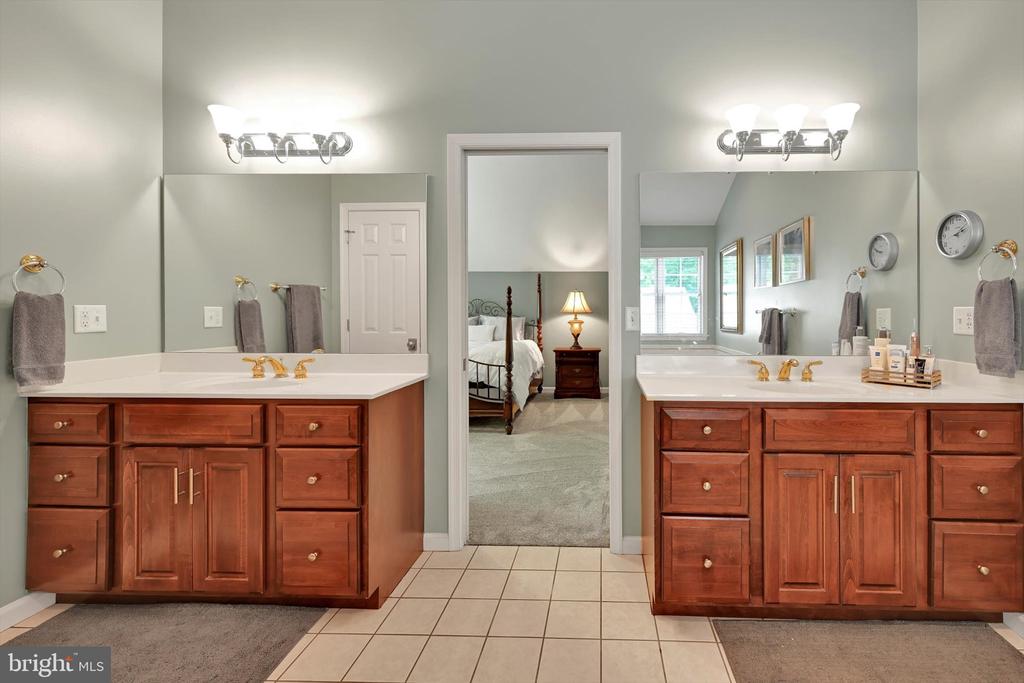 124 SILVER DRIVE