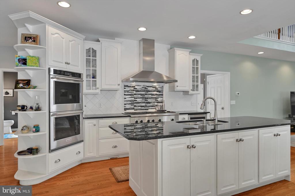 124 SILVER DRIVE