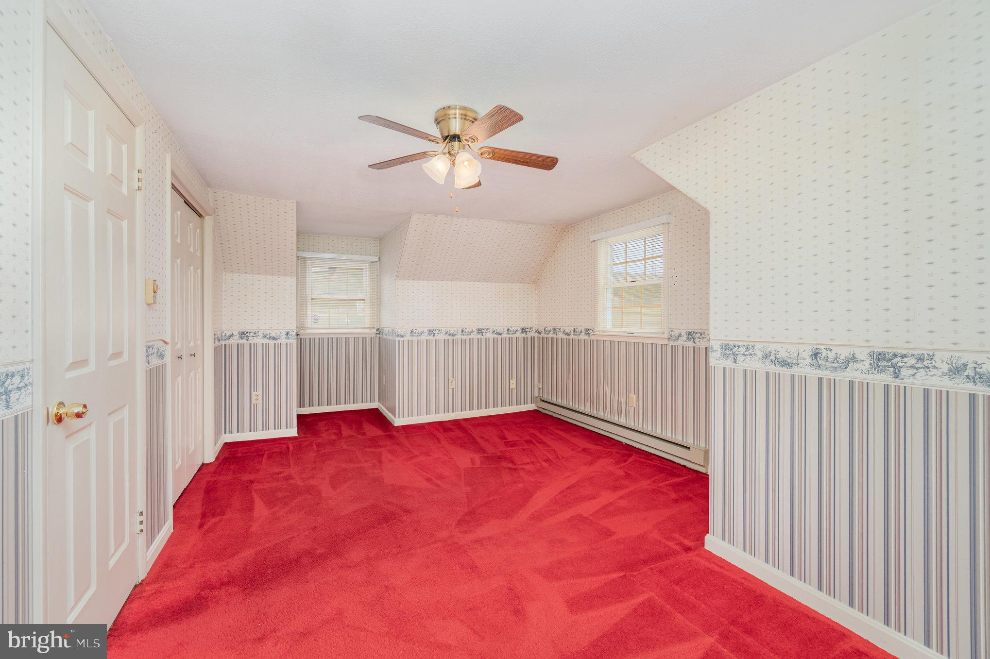 1215 SHETLAND CIRCLE