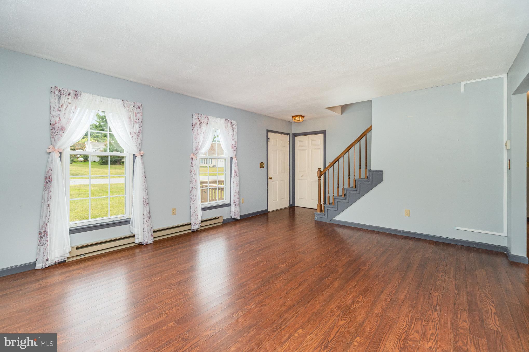 1215 SHETLAND CIRCLE