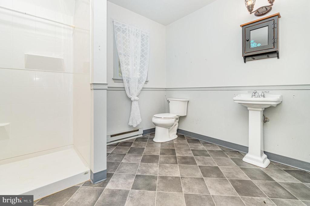 1215 SHETLAND CIRCLE